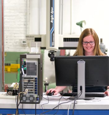 Employee with computer